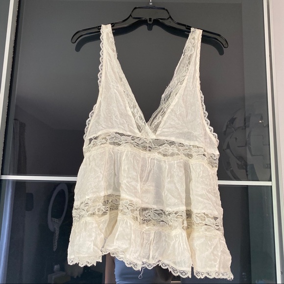 Free People Tops - FP lace shirt